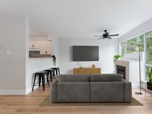 208-2429 Hawthorne Ave, Port Coquitlam, BC, V3C6G6 | Card Image