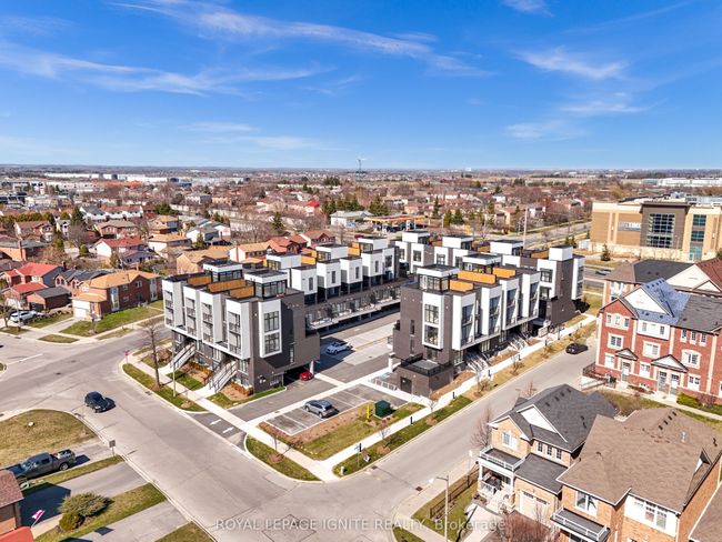 2 - 188 Angus Dr, Condo with 3 bedrooms, 2 bathrooms and null parking in Ajax ON | Image 38