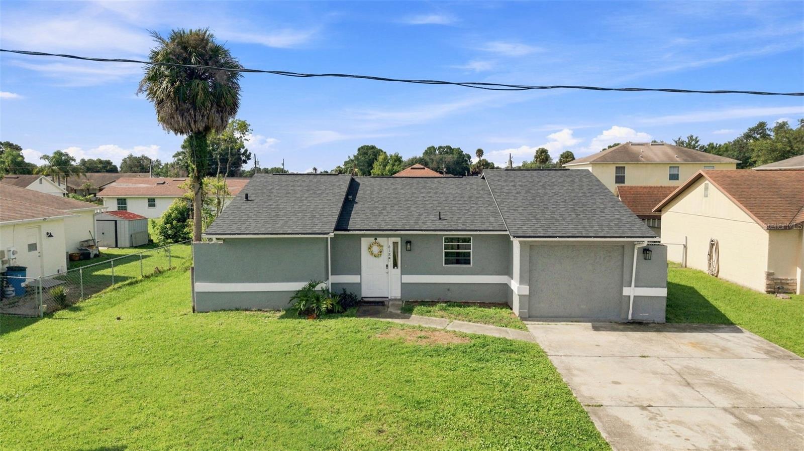 Residential in POINCIANA 3