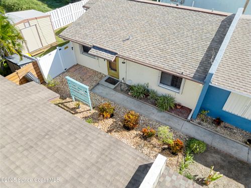 208 Cleveland Ave, COCOA BEACH, FL, 32931-4012 | Card Image