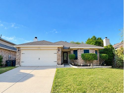 1012 Triple Crown Dr, Fort Worth, TX, 76179-2324 | Card Image
