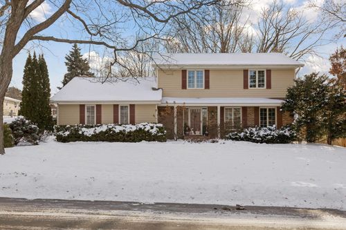 622 Maple Park Dr, Mendota Heights, MN, 55118-1839 | Card Image