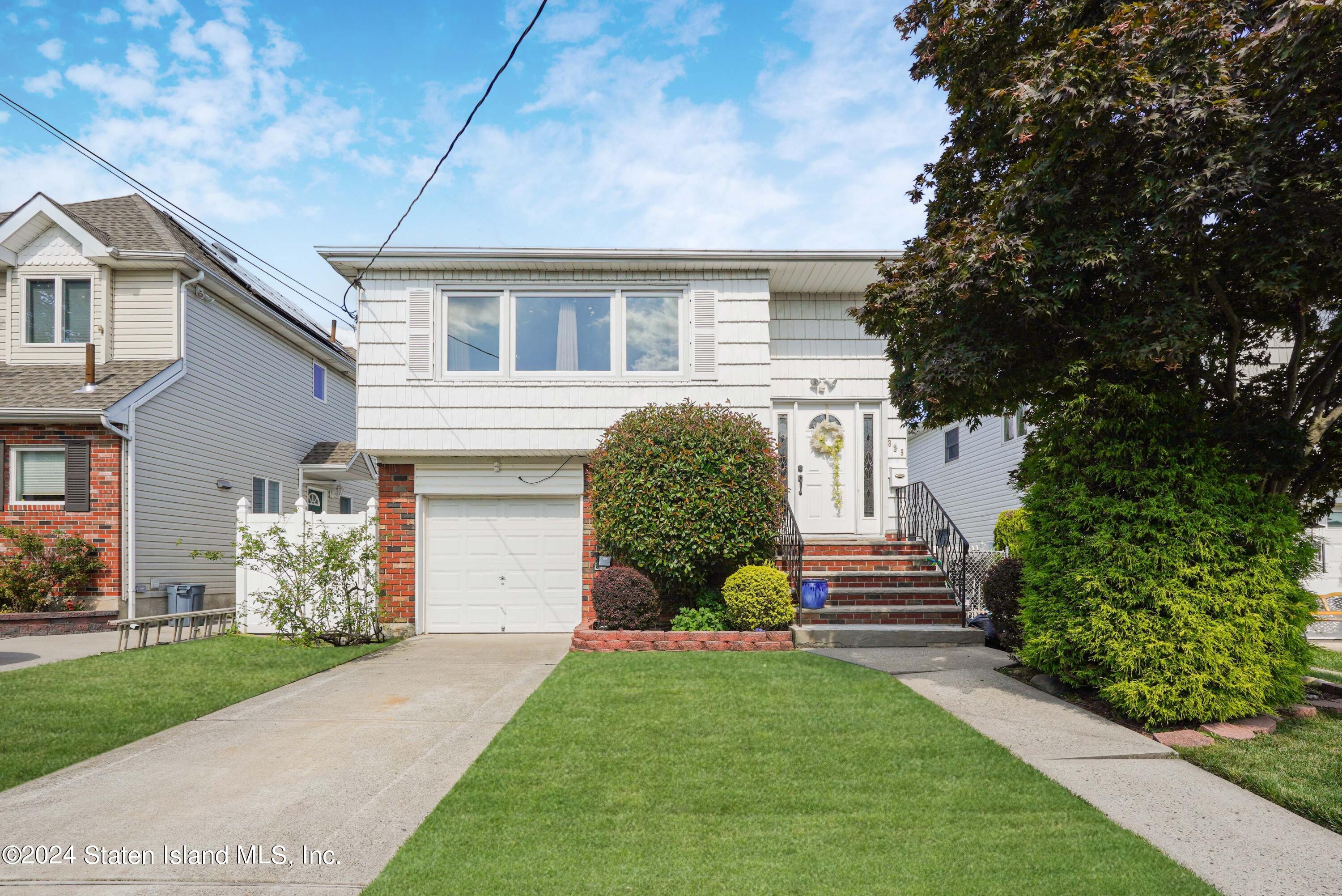 Wainwright Ave, Staten Island, NY 10312