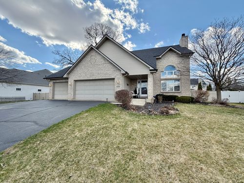 9102 River View Trl, Roscoe, IL, 61073-6609 | Card Image