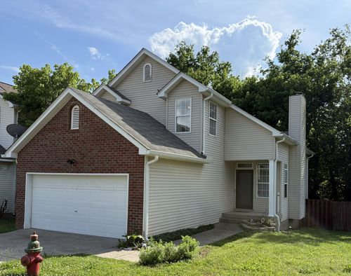 1011 Lassiter Dr, Goodlettsville, TN, 37072-8927 | Card Image