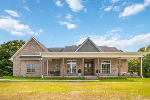 370 Splendor View Dr, Somerset, KY, 42503-7517 | Card Image