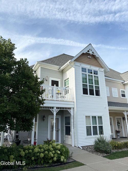 608 Kelly Cir, Altamont, NY, 12009-4945 | Card Image