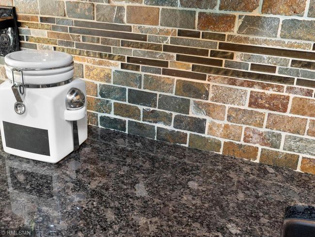 Custom stone tile back splash | Image 14