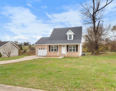 3715 Lavender Cir, House other with 3 bedrooms, 2 bathrooms and 1 parking in Clarksville TN | Image 2