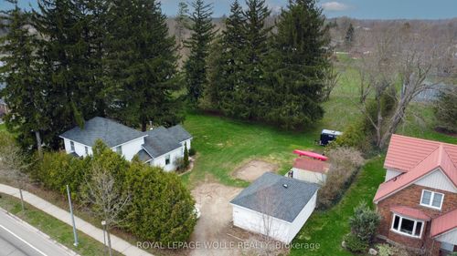 1408 Bridge St, New Dundee, ON, N0B2E0 | Card Image