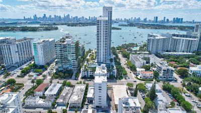 303 - 1345 West Ave, Condo with 1 bedrooms, 1 bathrooms and null parking in Miami Beach FL | Image 1