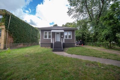 13916 S Dearborn Street, House other with 2 bedrooms, 2 bathrooms and 2 parking in Riverdale IL | Image 1