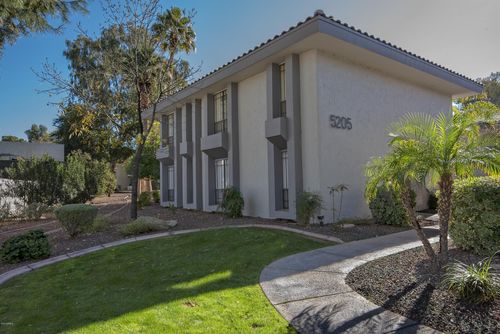 205-5205 N 24th St, Phoenix, AZ, 85016-3581 | Card Image
