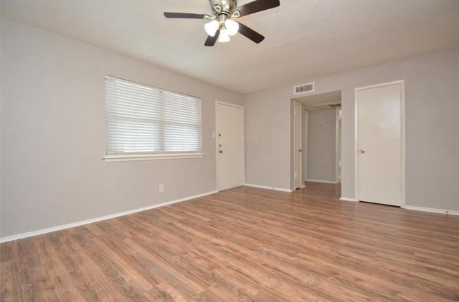 APT-1008 - 6200 W Tidwell Rd, Townhouse with 2 bedrooms, 1 bathrooms and null parking in Houston TX | Image 10