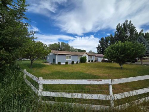 40 N 483 W, Burley, ID, 83318-5042 | Card Image