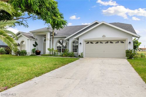 726 Nw 37th Pl, CAPE CORAL, FL, 33993-6311 | Card Image