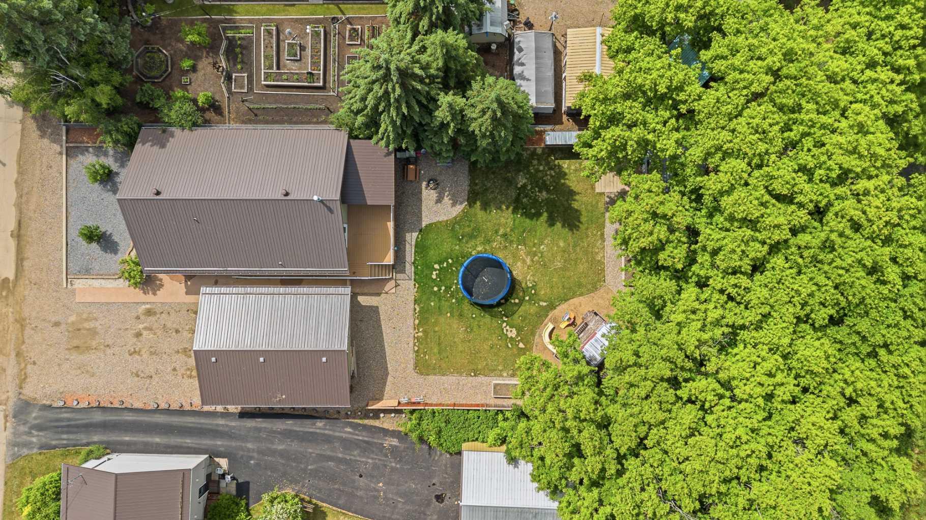 Residential in Paradise Hill 2