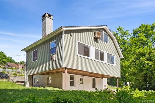 3 William St, Lake Peekskill, NY, 10537-1223 | Card Image