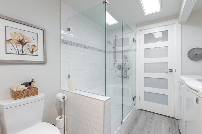 305 - 1351 Martin St, Condo with 2 bedrooms, 1 bathrooms and 1 parking in White Rock BC | Image 20