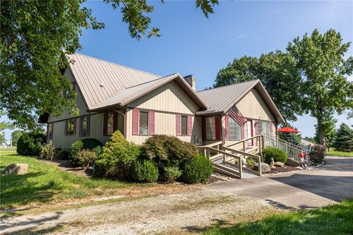 4711 Peters Rd, Troy, OH, 45373-8808 | Card Image