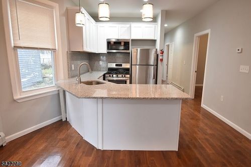 1-83 Arsdale Ter, East Orange, NJ, 07018-2303 | Card Image