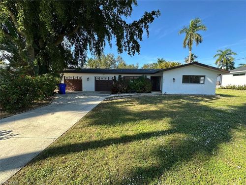 3933 E River Dr, FORT MYERS, FL, 33916-1026 | Card Image