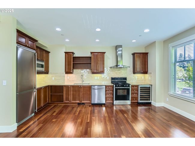2 - 570 2 Nd St, House attached with 2 bedrooms, 3 bathrooms and 1 parking in Lake Oswego OR | Image 11