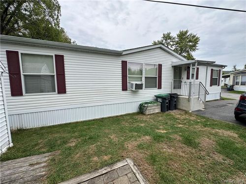 416 Silver Maples Dr, Harriman, NY, 10926-3603 | Card Image