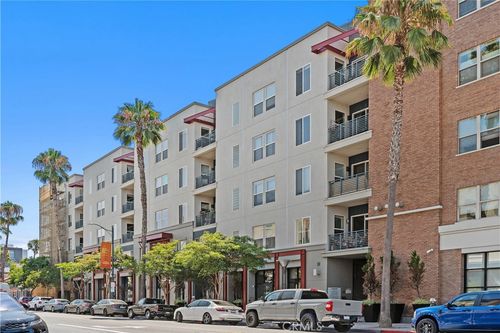 unit-205-300 E 4th St, Long Beach, CA, 90802-0417 | Card Image
