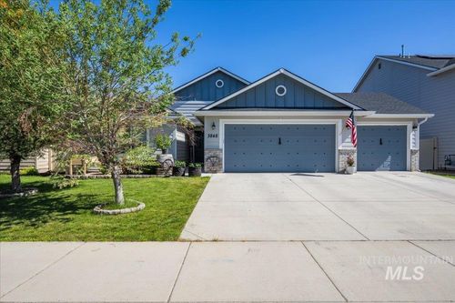 3848 W Newland St, Meridian, ID, 83642-5197 | Card Image