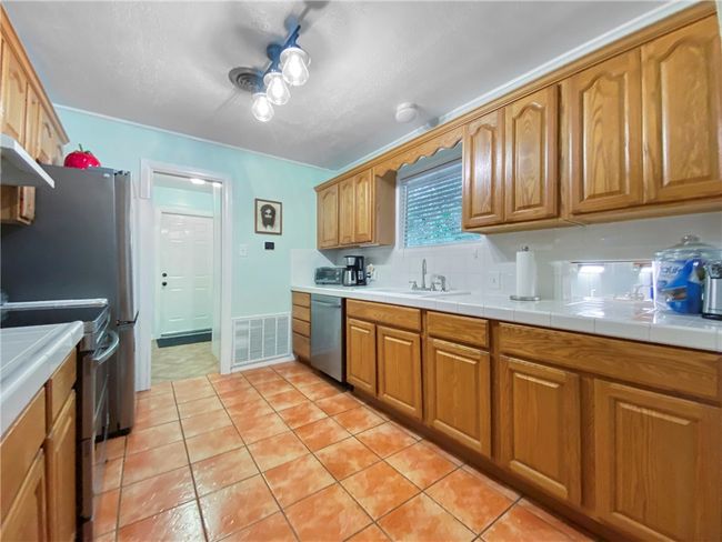 Kitchen | Image 12