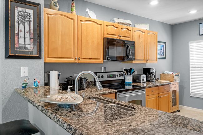 Kitchen | Image 7