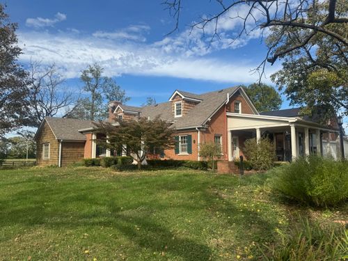 2680 Newtown Pike, Lexington, KY, 40511-8495 | Card Image