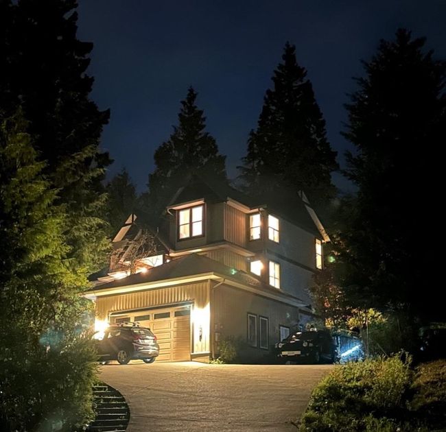 179 Sparks Way, House other with 6 bedrooms, 4 bathrooms and 6 parking in Anmore BC | Image 2