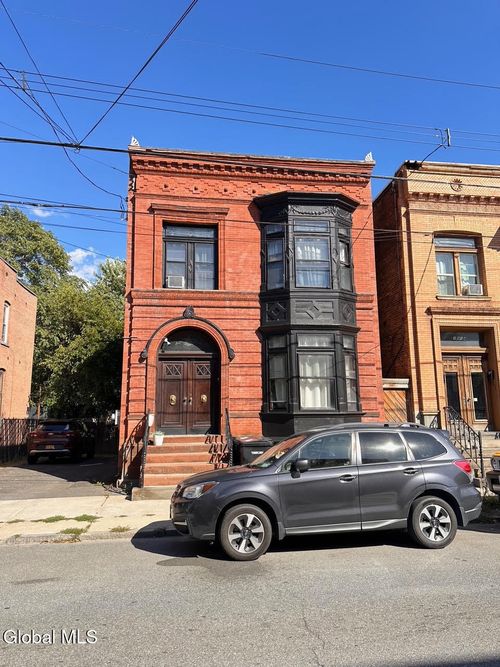 1-2916 6th Ave, Troy, NY, 12180-1317 | Card Image