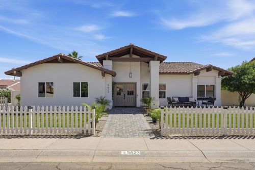 5623 E Claire Dr, Scottsdale, AZ, 85254-2455 | Card Image