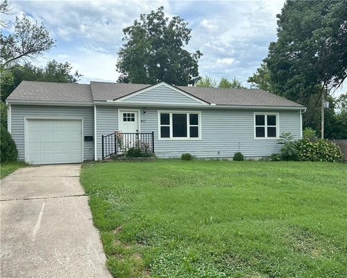 411 7th Ter, Warrensburg, MO, 64093-2501 | Card Image