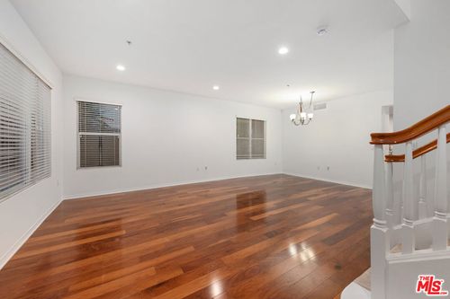 unit-116-6020 Seabluff Dr, Playa Vista, CA, 90094-2254 | Card Image