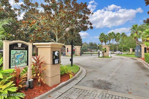 323-10961 Burnt Mill Road, Jacksonville, FL, 32256 | Card Image