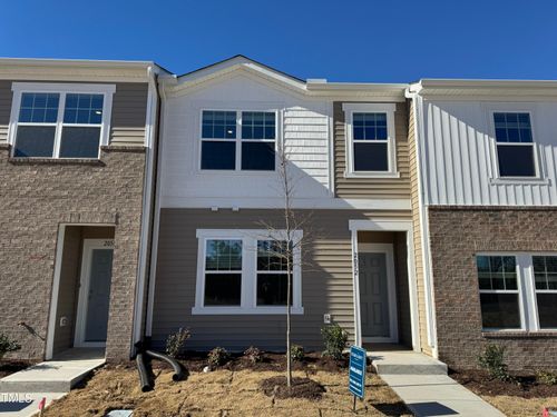 2060 Glen Crossing Dr, Durham, NC, 27704-4820 | Card Image