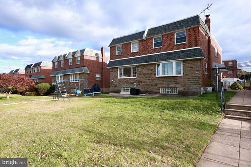7509 Brous Ave, PHILADELPHIA, PA, 19152-4416 | Card Image