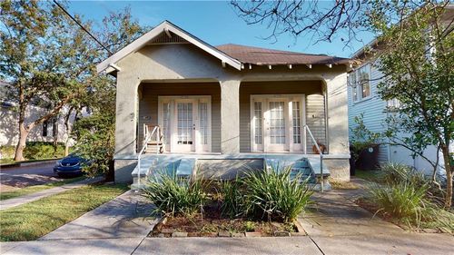 633 Henry Clay Ave, New Orleans, LA, 70118-5817 | Card Image