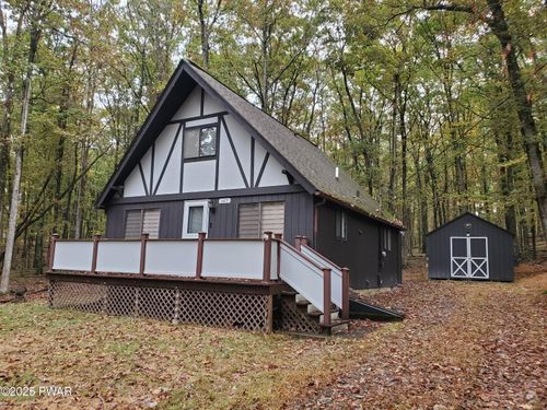 147 Forest Ridge Dr, Hawley, PA, 18428-4002 | Card Image