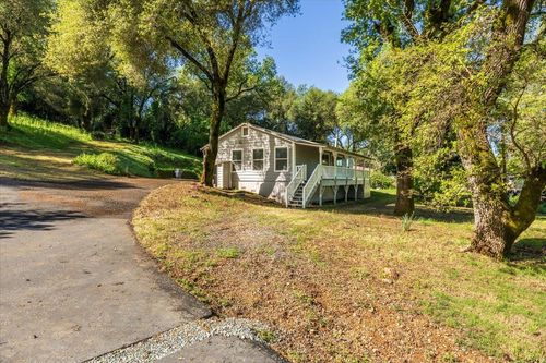 13630 Dry Creek Road, Auburn, CA, 95602 | Card Image