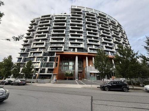 716-1768 Cook St, Vancouver, BC, V5Y0N3 | Card Image