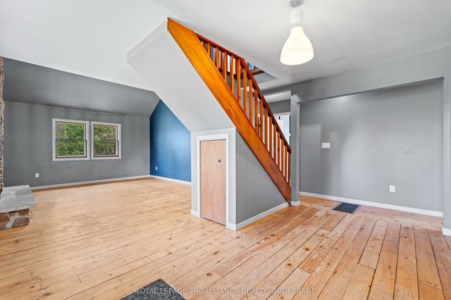 7558 Highway 38, House other with 3 bedrooms, 1 bathrooms and 10 parking in Verona ON | Image 11