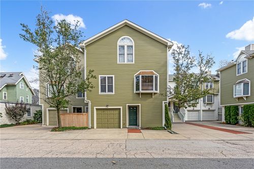 1-22 Miles Ave, Providence, RI, 02906-4215 | Card Image
