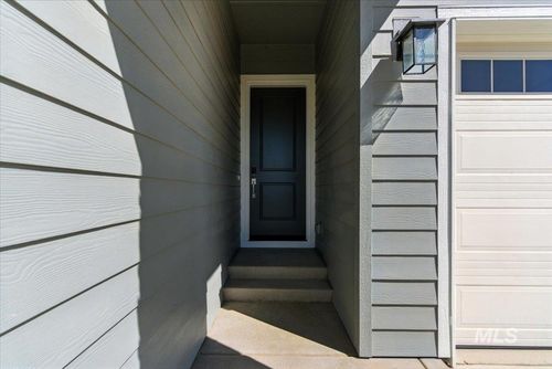 1222 Stirling Meadows Ct, Middleton, ID, 83644-1182 | Card Image
