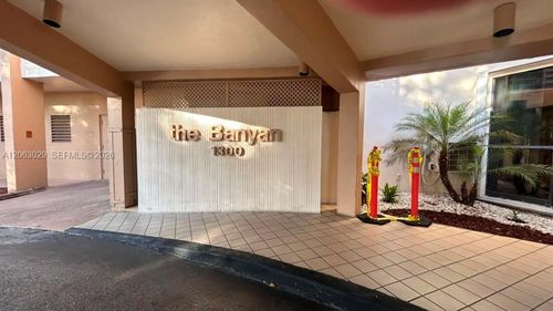202-1300 Saint Charles Pl, Pembroke Pines, FL, 33026 | Card Image
