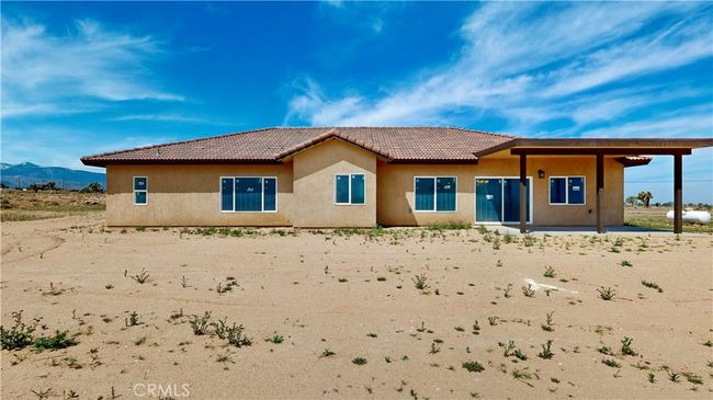 10625 Caughlin Rd, House other with 4 bedrooms, 3 bathrooms and 3 parking in Phelan CA | Image 7